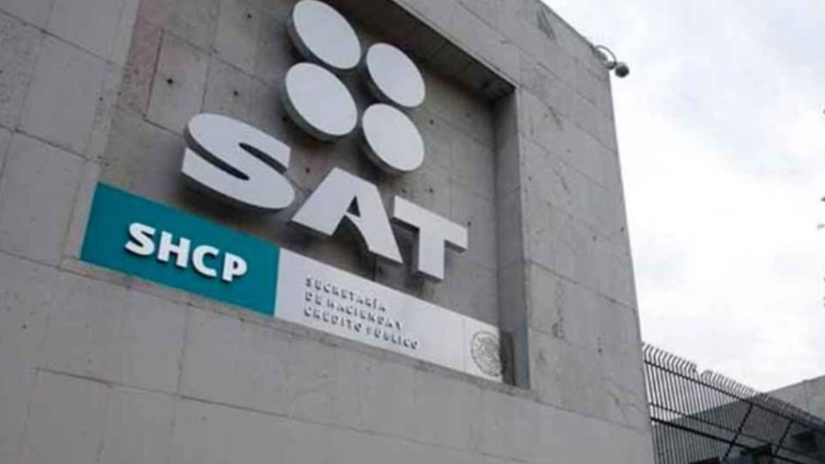 El SAT aplaza la entrada en vigor de la nueva factura electrónica 4.0